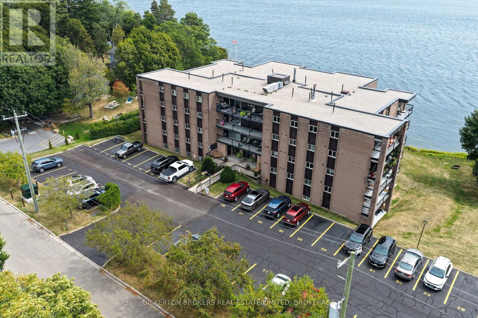 301 - 610 William Street S, Gananoque, Ontario  K7G 3A4 - Photo 2 - X12381132