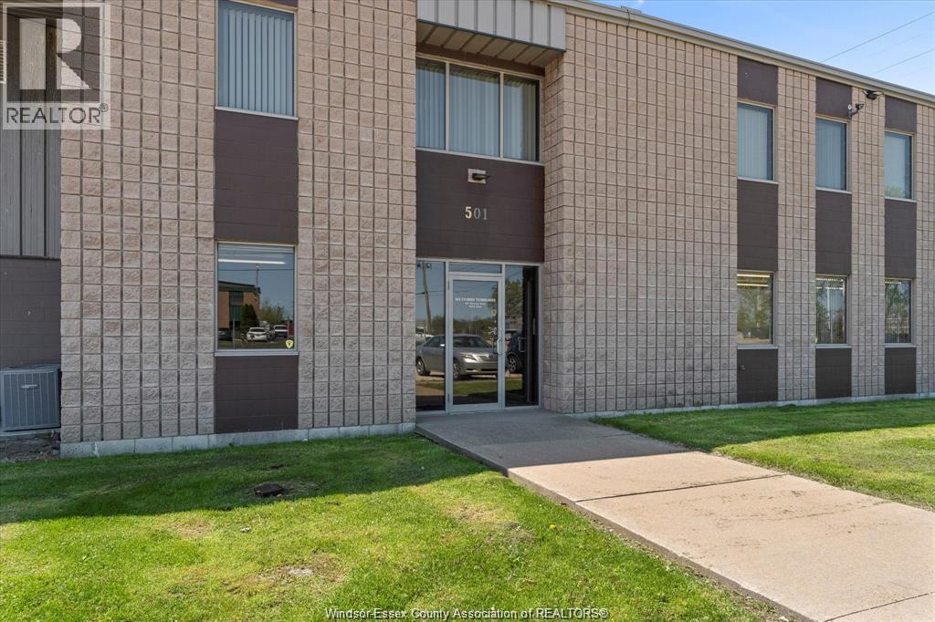 501 Harvard Drive, Lakeshore, Ontario  N8N 2L9 - Photo 5 - 25022833