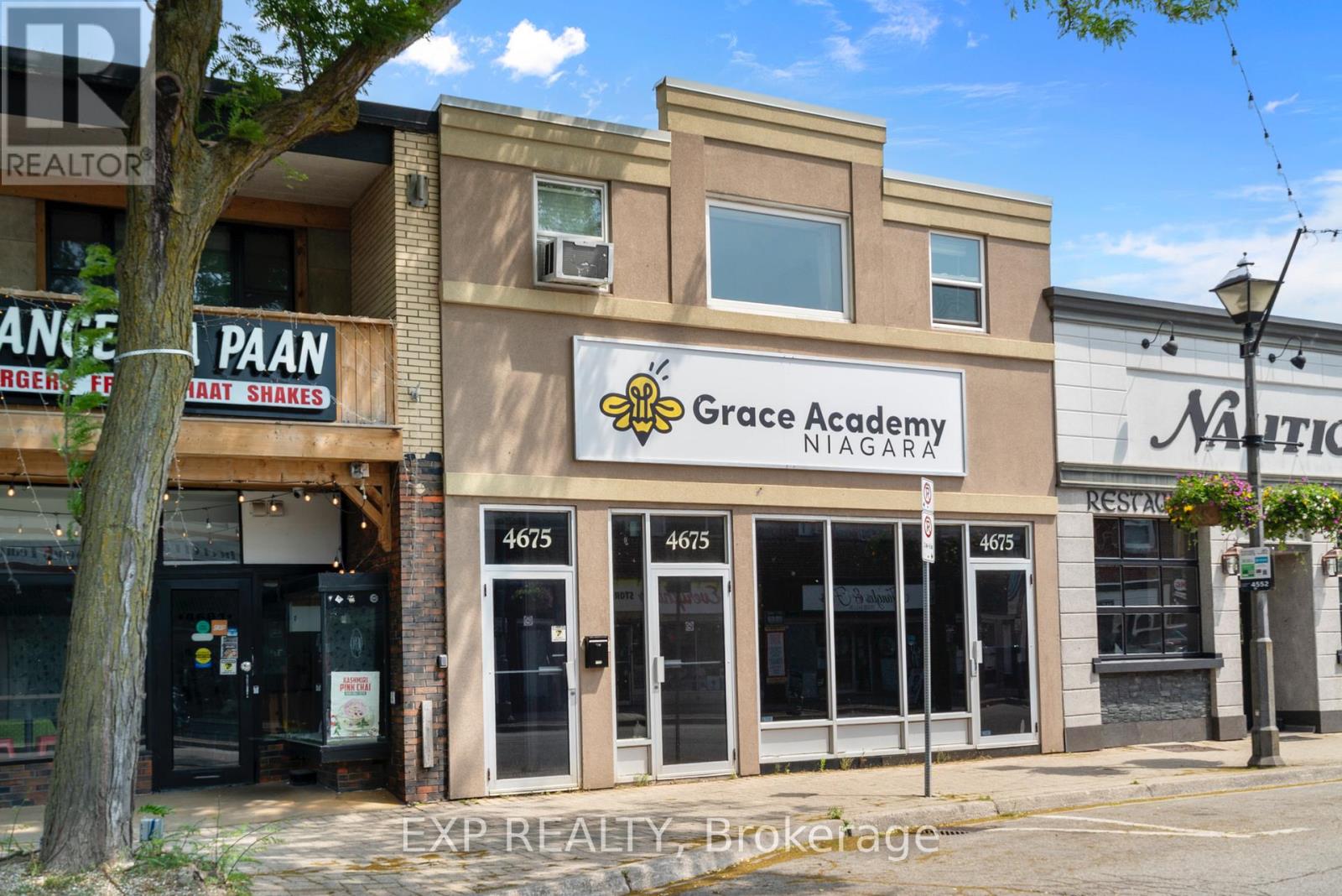 1 - 4675 Queen Street, Niagara Falls, Ontario  L2E 2L9 - Photo 4 - X12385120