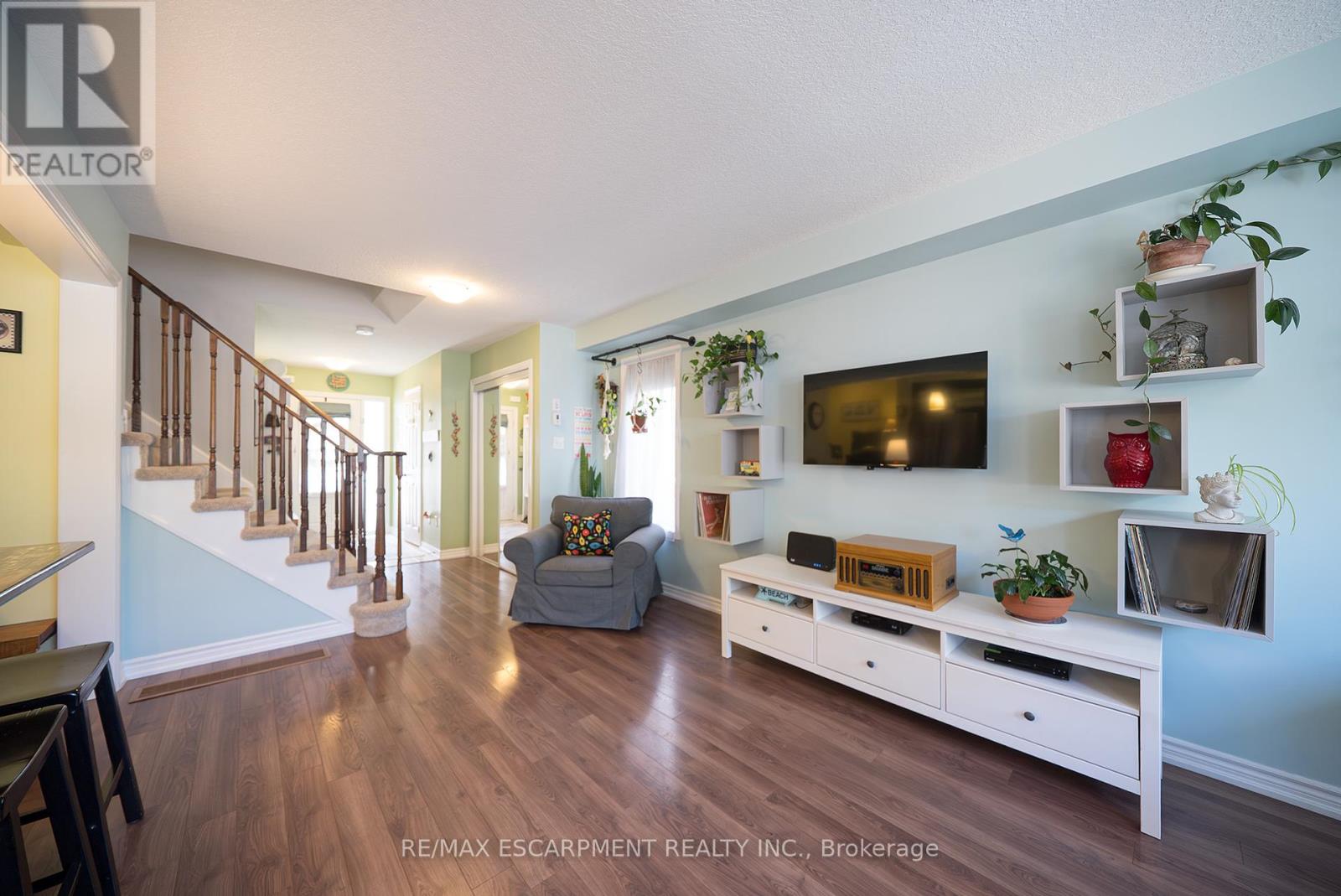 100 Bisset Avenue, Brantford, Ontario  N3T 0H4 - Photo 6 - X12390636