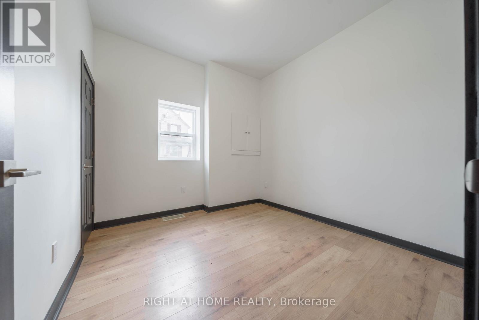 32 Britannia Avenue, Hamilton, Ontario  L8H 1W4 - Photo 26 - X12390673