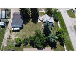 307 Missouri Avenue, Yellow Grass, Ca
