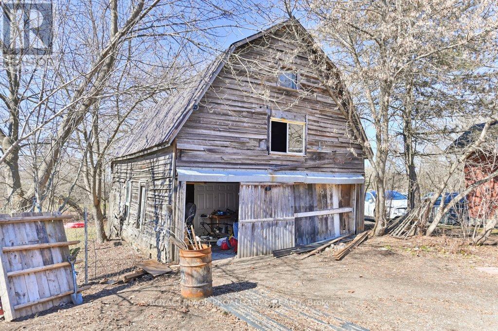 50 South Trent Street, Quinte West, Ontario  K0K 2C0 - Photo 39 - X12390914
