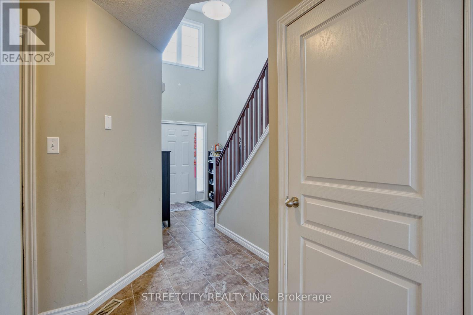 1189 Sandbar Street, London North, Ontario  N6G 5K2 - Photo 6 - X12390949