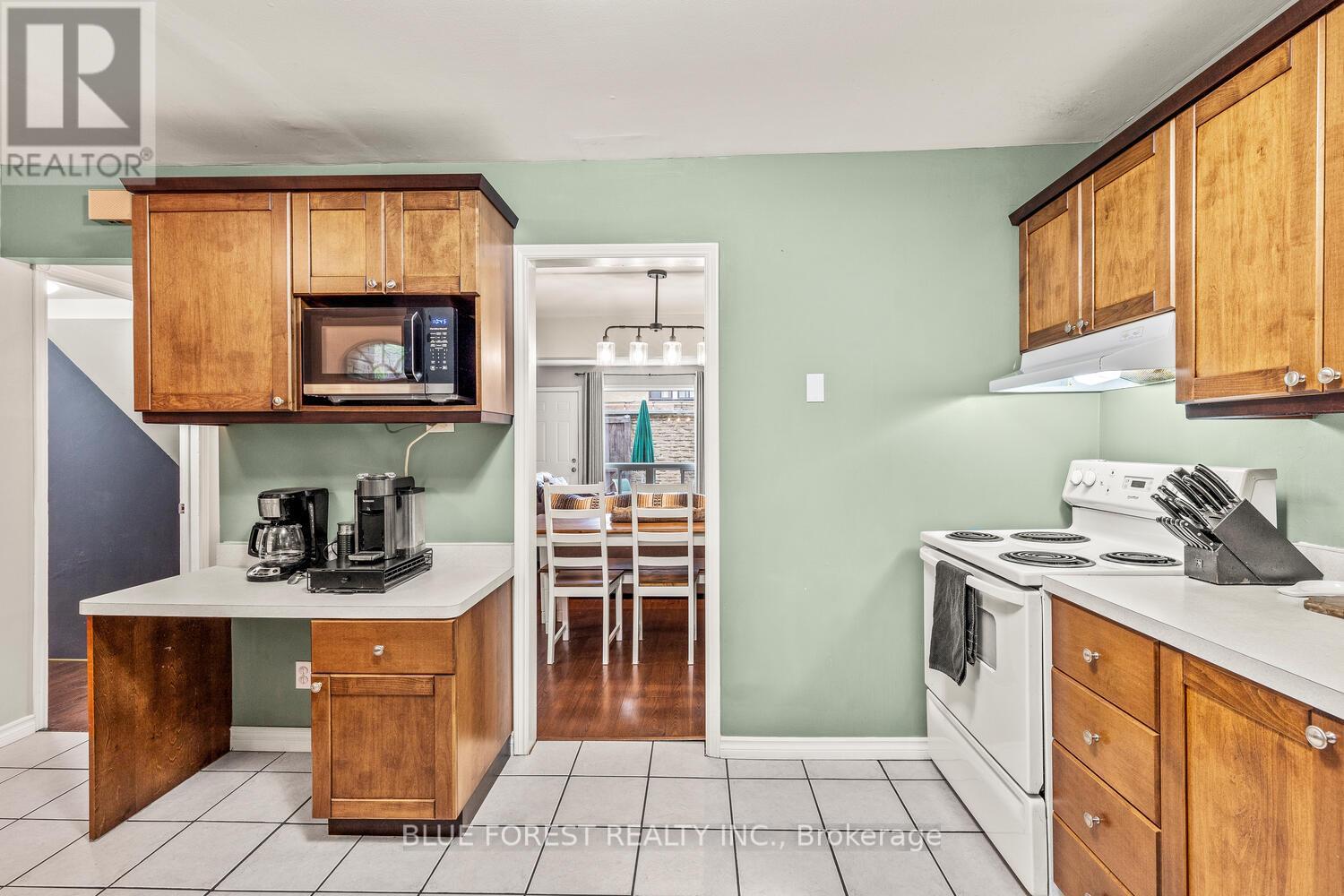 11 - 460 Southdale Road E, London South, Ontario  N6E 1A4 - Photo 4 - X12390957