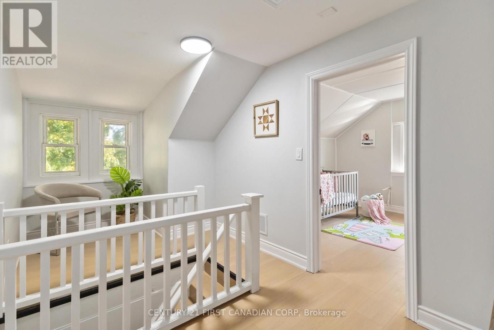 122 Windsor Crescent, London South (South F), Ontario  N6C 1V8 - Photo 16 - X12391002