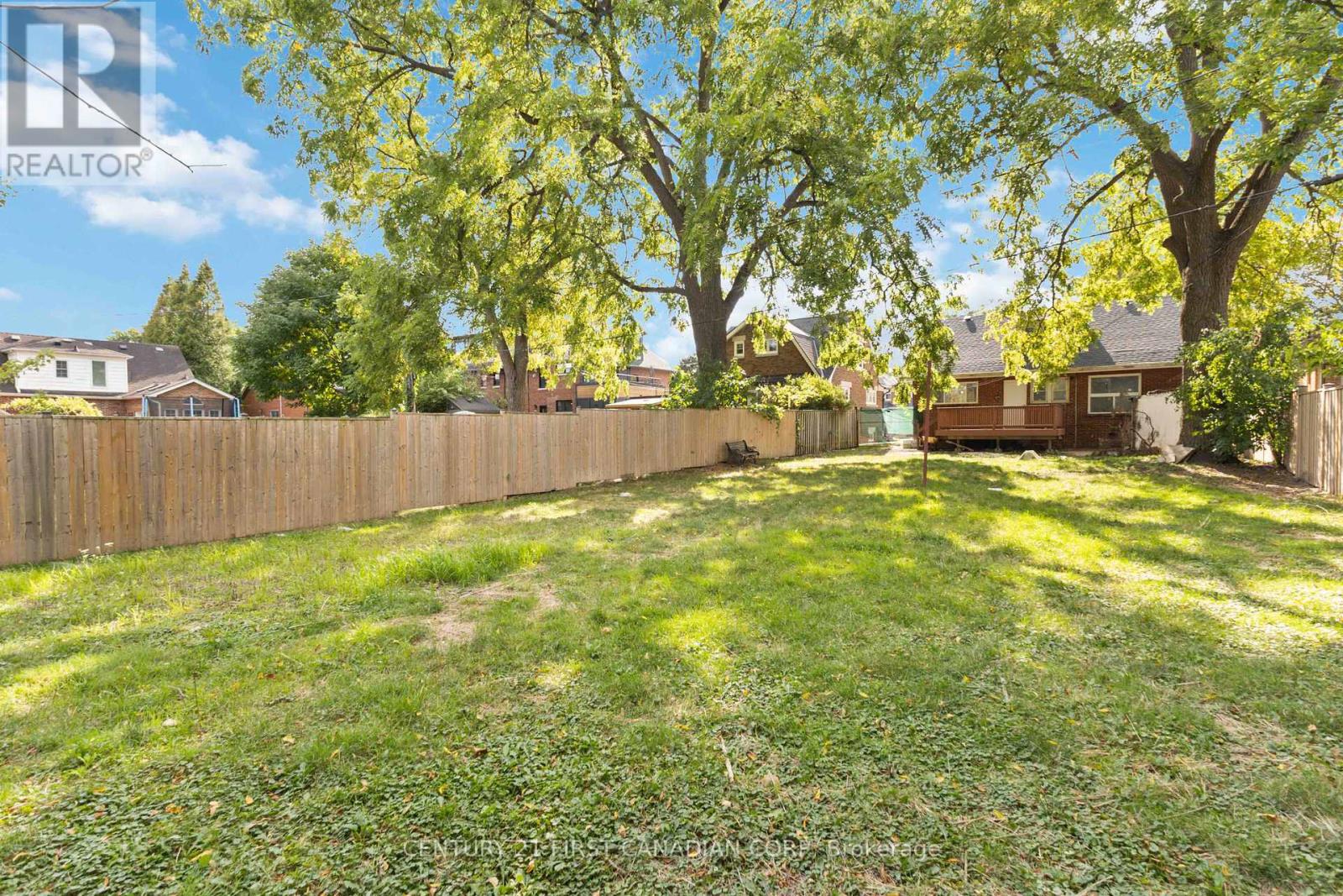 122 Windsor Crescent, London South (South F), Ontario  N6C 1V8 - Photo 29 - X12391002