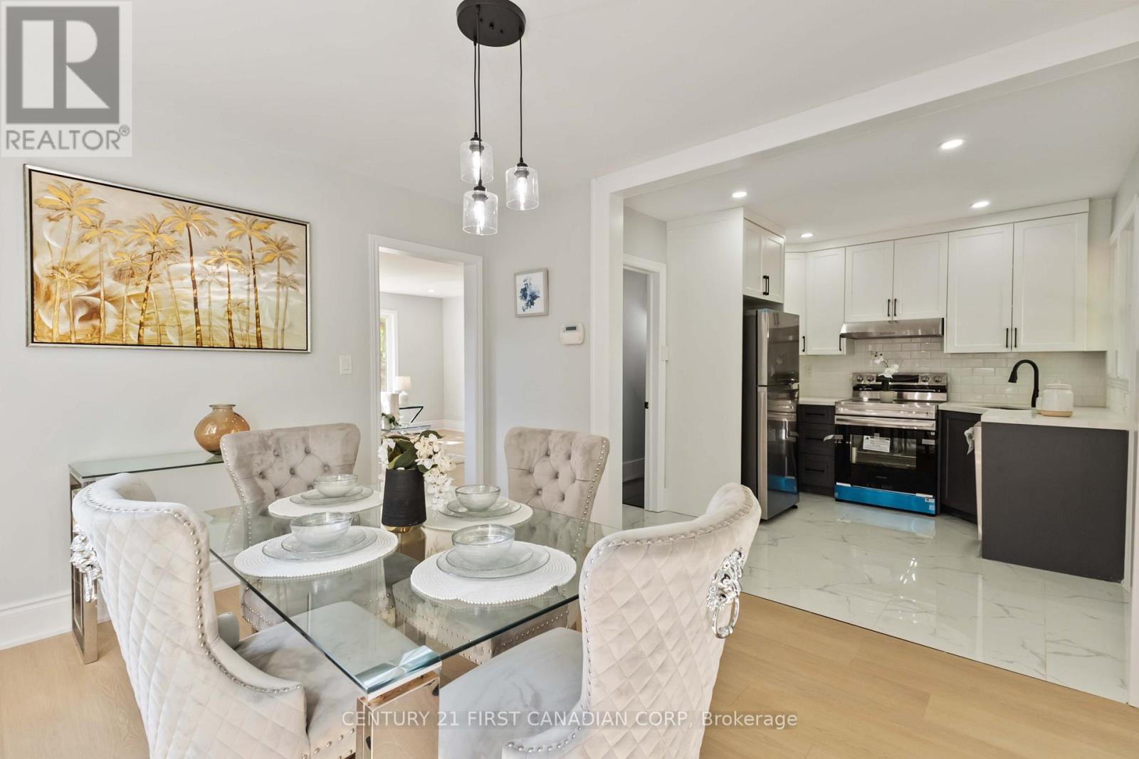 122 Windsor Crescent, London South (South F), Ontario  N6C 1V8 - Photo 8 - X12391002