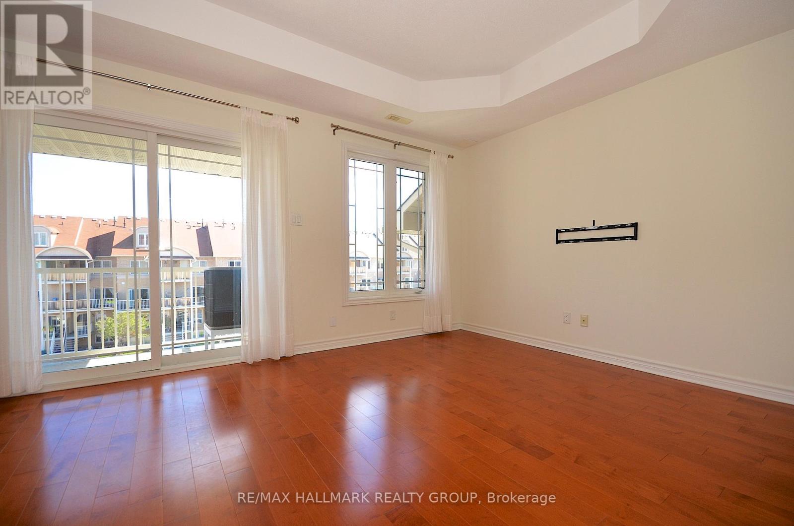7 - 304 Paseo Private, Ottawa, Ontario  K2G 4N7 - Photo 11 - X12390950