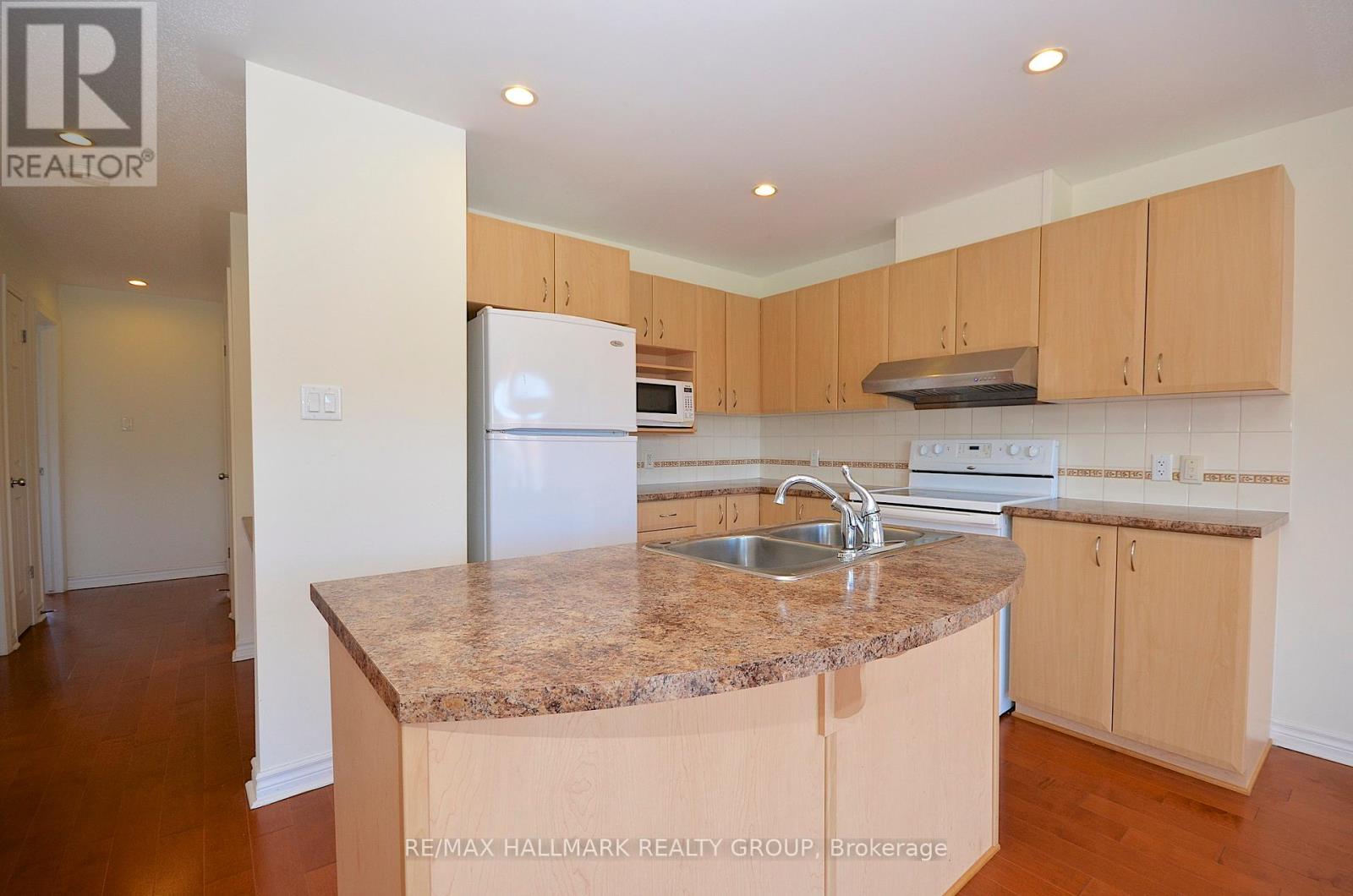 7 - 304 Paseo Private, Ottawa, Ontario  K2G 4N7 - Photo 16 - X12390950