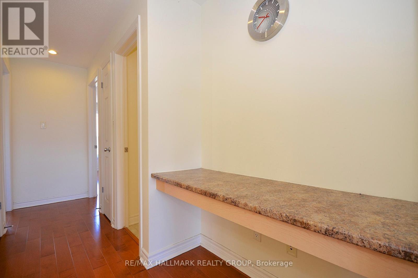 7 - 304 Paseo Private, Ottawa, Ontario  K2G 4N7 - Photo 24 - X12390950