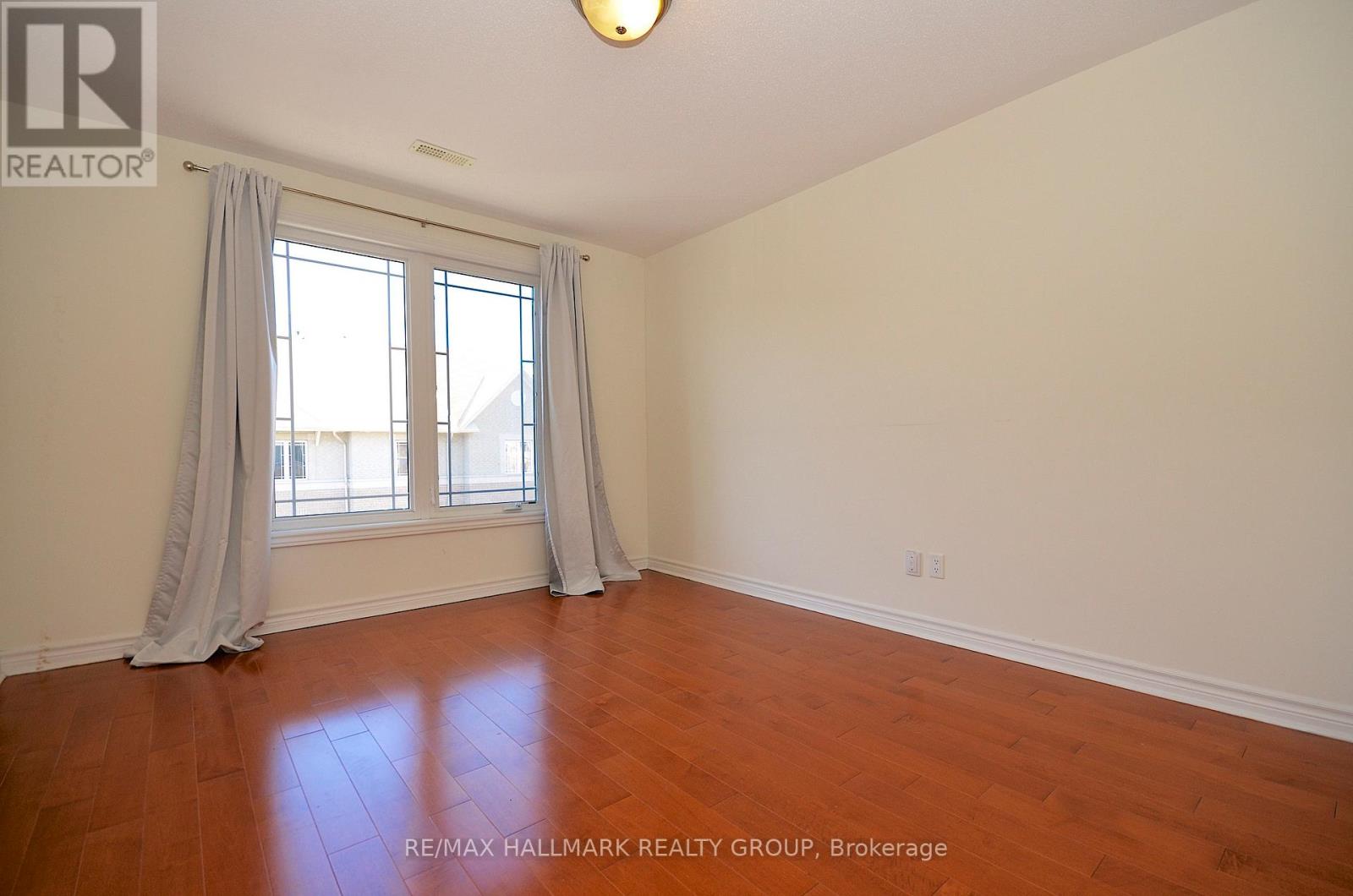 7 - 304 Paseo Private, Ottawa, Ontario  K2G 4N7 - Photo 25 - X12390950