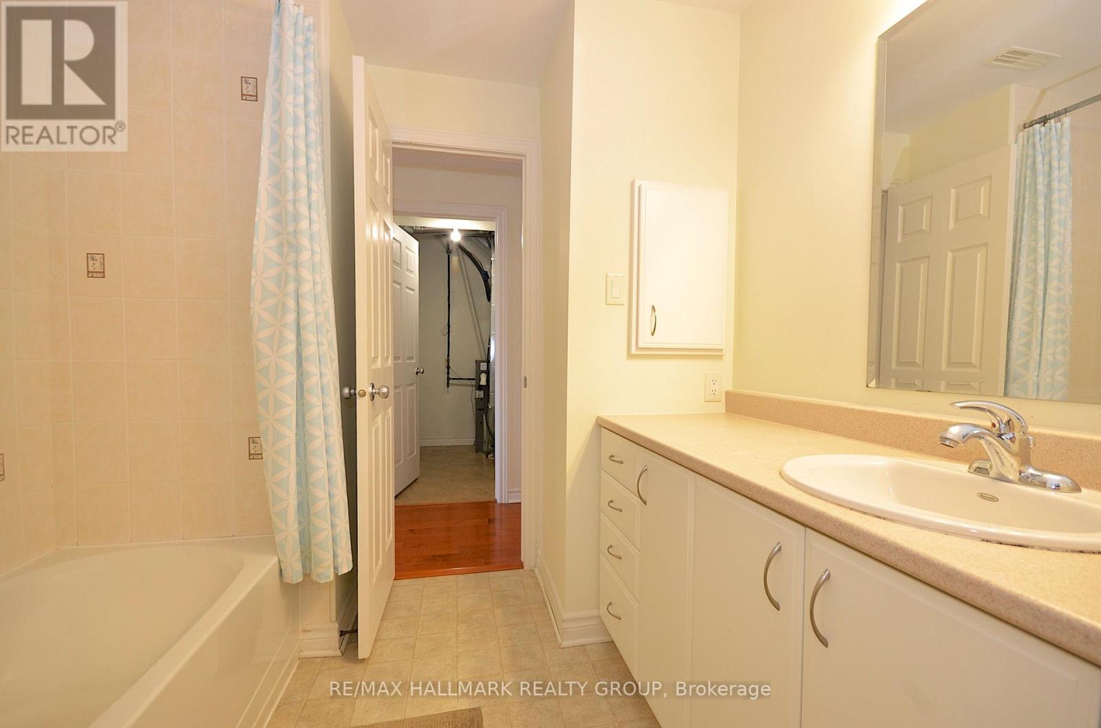 7 - 304 Paseo Private, Ottawa, Ontario  K2G 4N7 - Photo 30 - X12390950