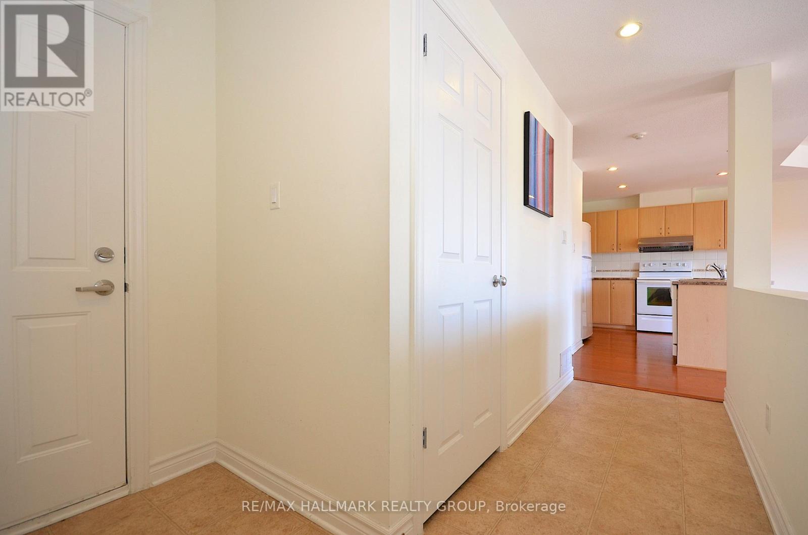 7 - 304 Paseo Private, Ottawa, Ontario  K2G 4N7 - Photo 6 - X12390950