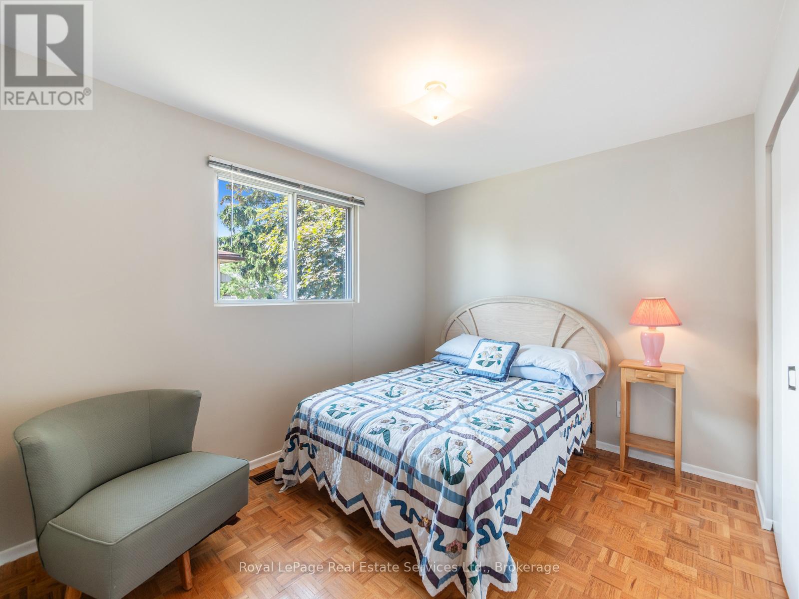 1 Mosswood Lane, Toronto, Ontario  M9V 1M3 - Photo 20 - W12391008