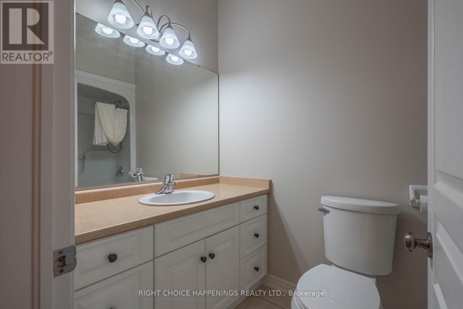 347 Oakcrest Avenue, Welland, Ontario  L3C 7K1 - Photo 10 - X12390911