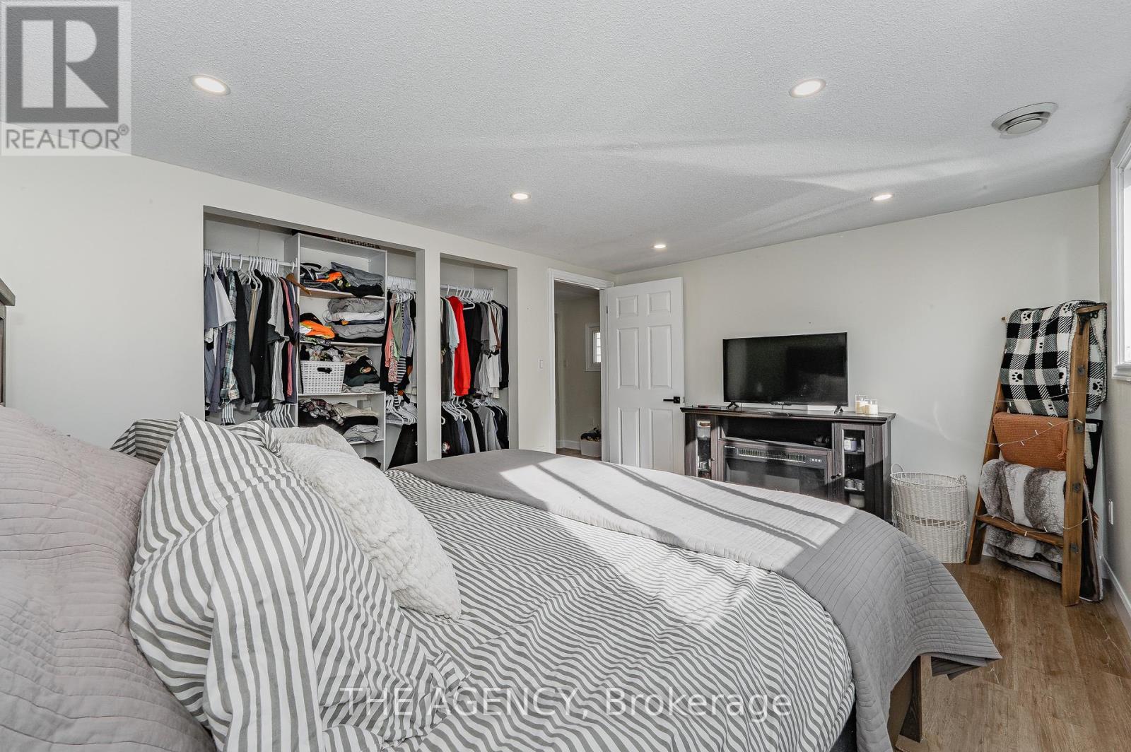 64 Churchill Street, St. Catharines, Ontario  L2S 2P5 - Photo 23 - X12391007