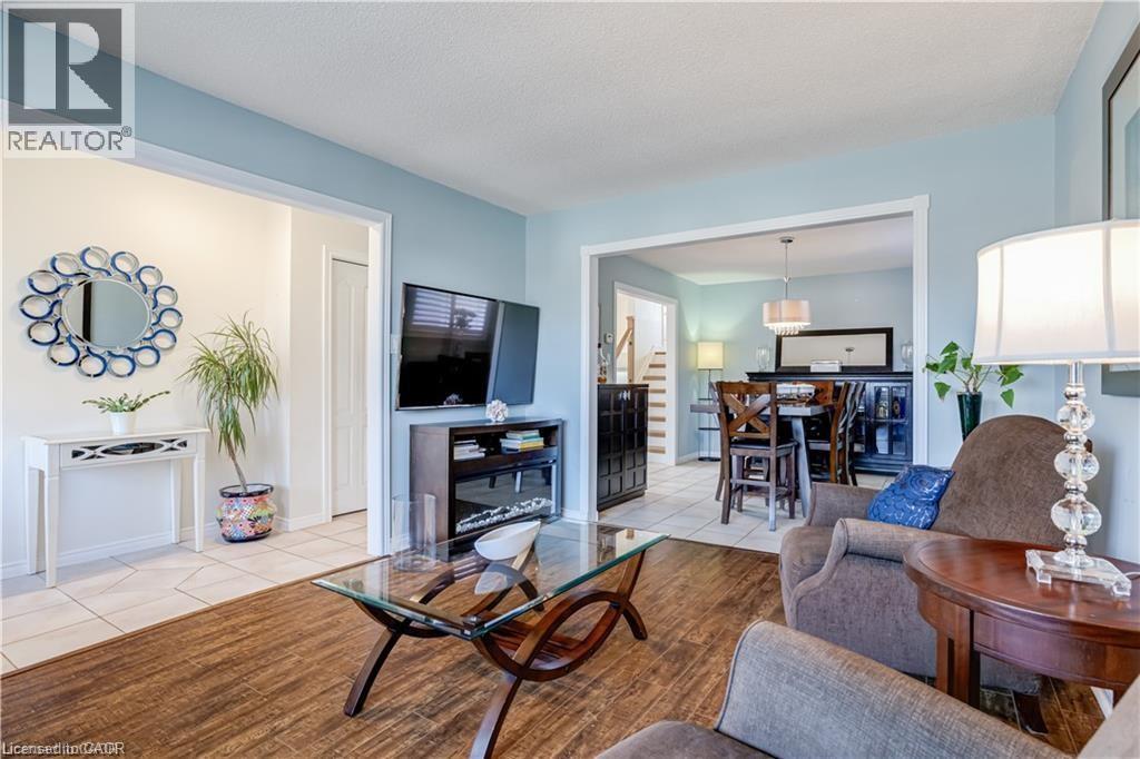 18 Charing Drive, Hamilton, Ontario  L8W 2P6 - Photo 4 - 40767179