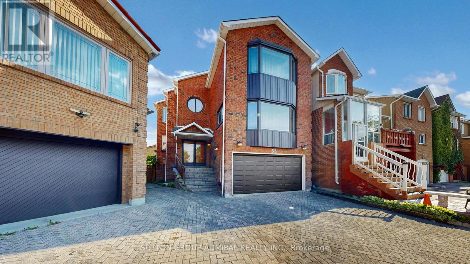 Property at 33 CARNIVAL COURT image 2