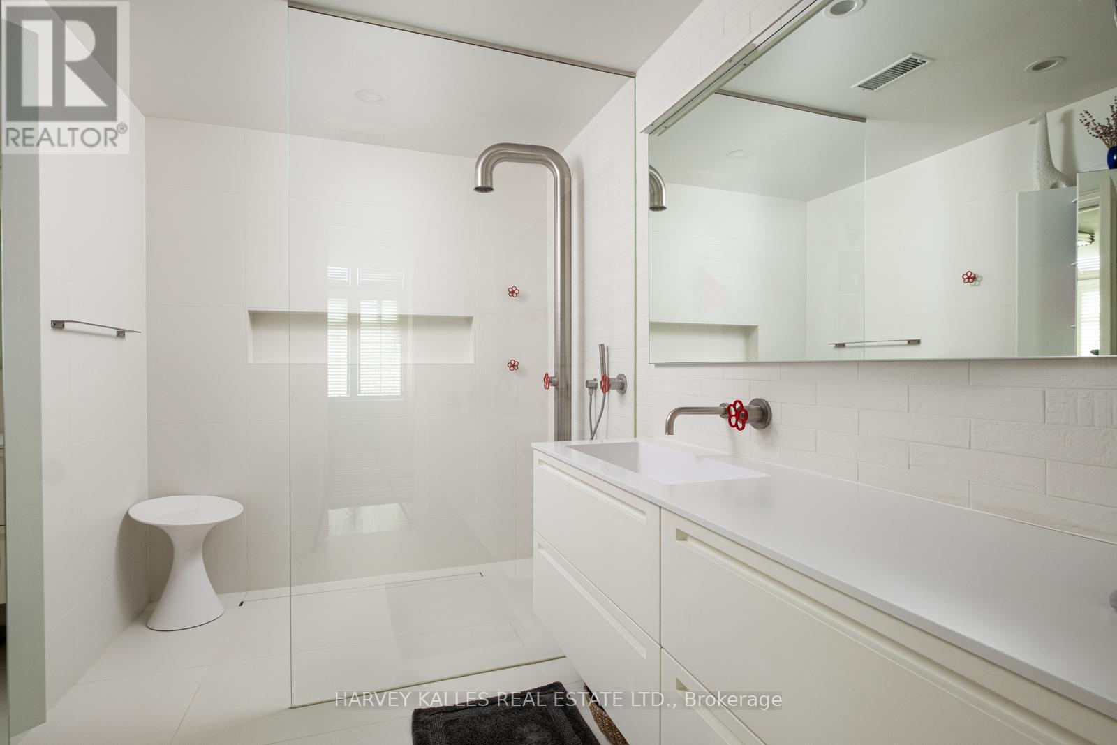 3 - 12 Macpherson Avenue, Toronto, Ontario  M5R 1W8 - Photo 21 - C12390736