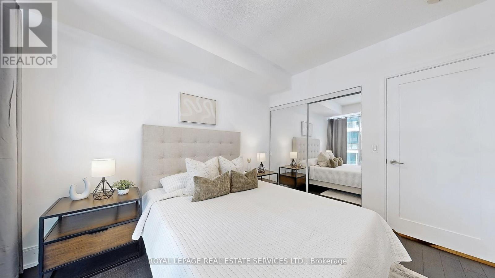 1806 - 25 Broadway Avenue, Toronto, Ontario  M4P 1T7 - Photo 14 - C12390751