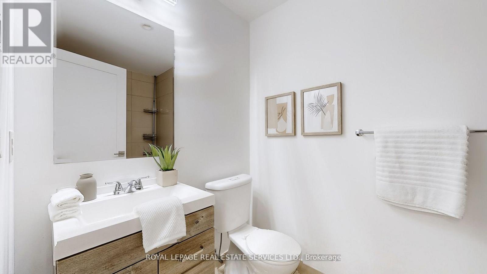 1806 - 25 Broadway Avenue, Toronto, Ontario  M4P 1T7 - Photo 17 - C12390751