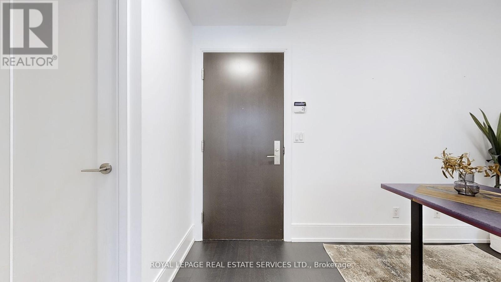 1806 - 25 Broadway Avenue, Toronto, Ontario  M4P 1T7 - Photo 19 - C12390751