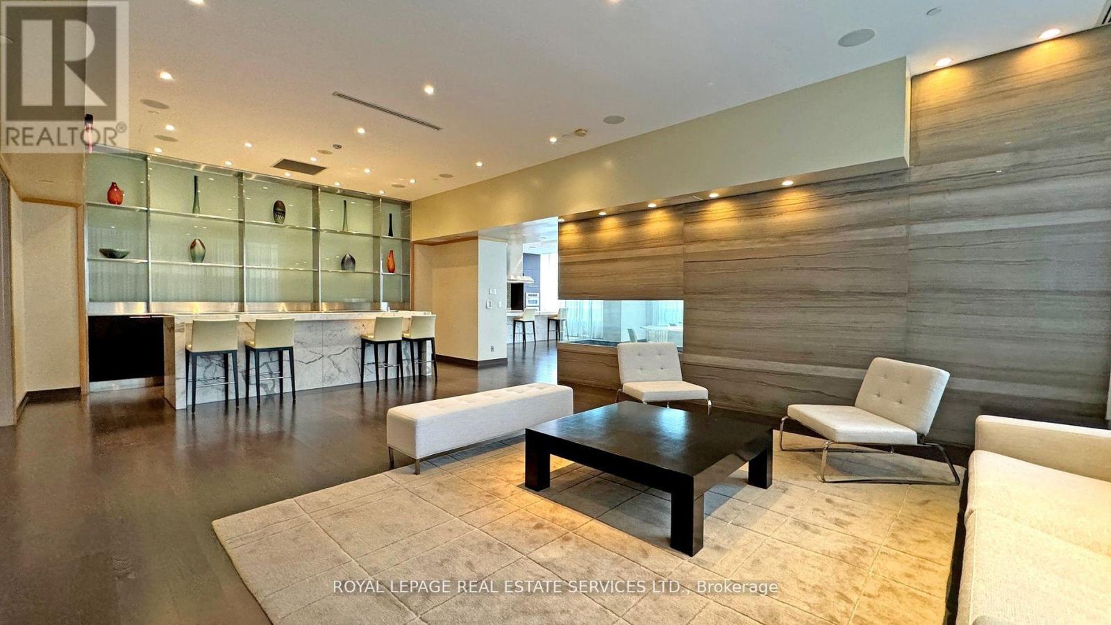 1806 - 25 Broadway Avenue, Toronto, Ontario  M4P 1T7 - Photo 23 - C12390751