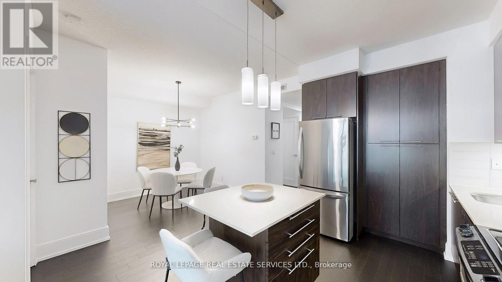 1806 - 25 Broadway Avenue, Toronto, Ontario  M4P 1T7 - Photo 9 - C12390751
