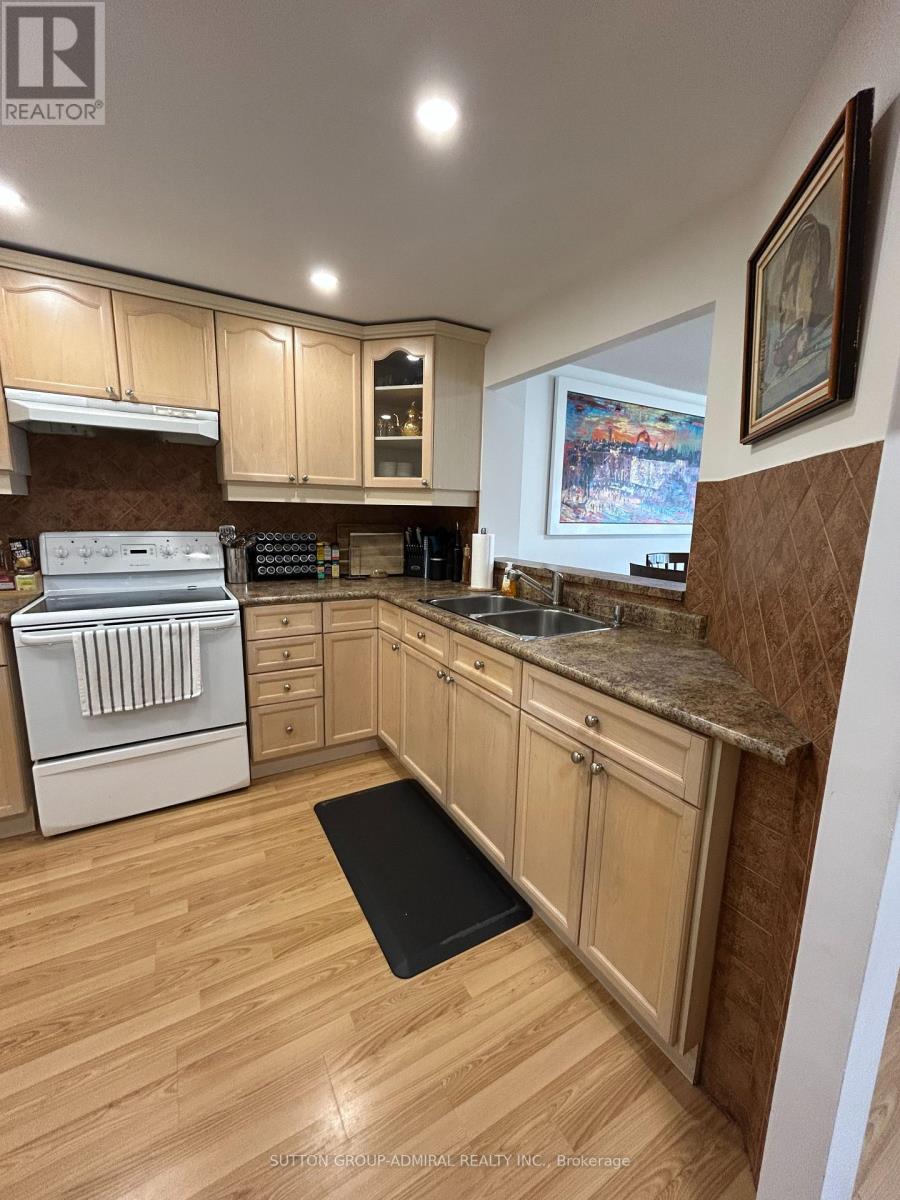 909 - 1101 Steeles Avenue W, Toronto, Ontario  M2R 3W5 - Photo 5 - C12390802
