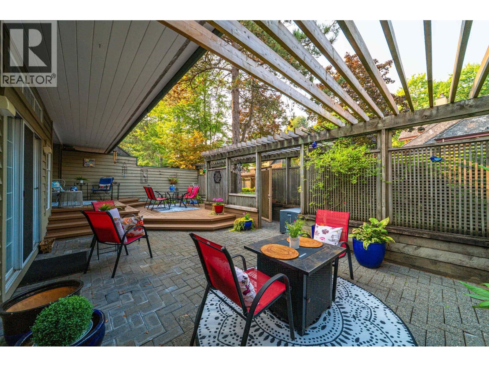 3945 CREEKSIDE PLACE, Burnaby, British Columbia