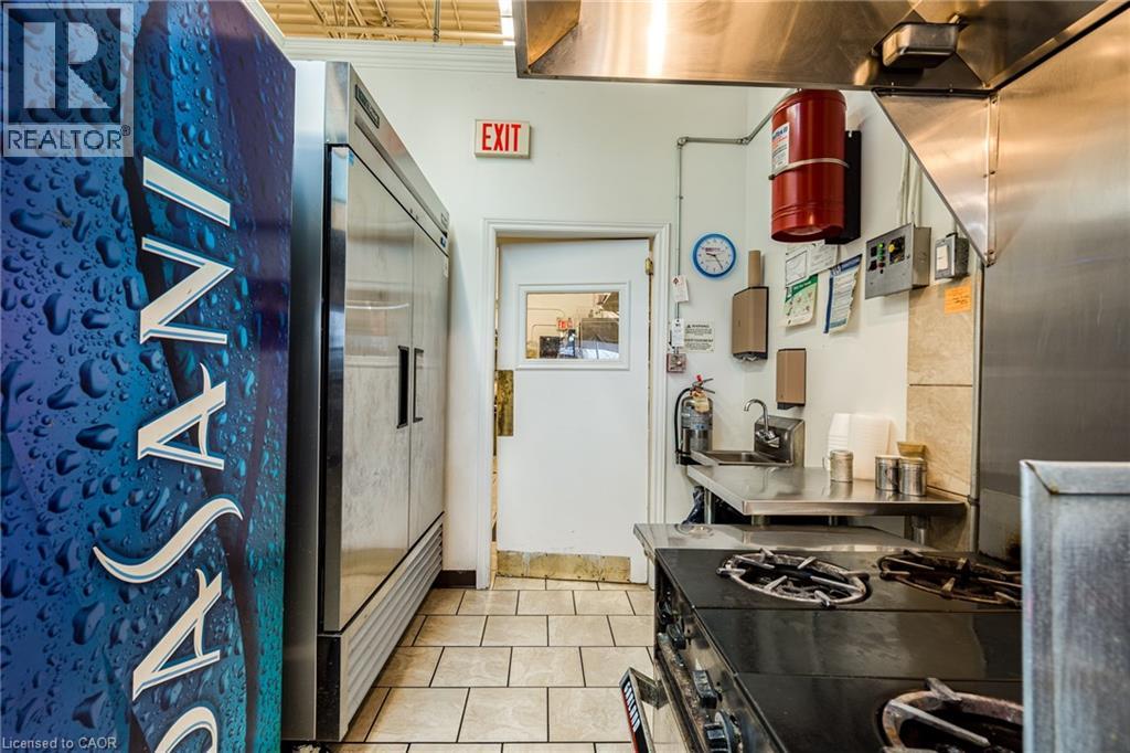 1172 Wilson Street W Unit# 3, Ancaster, Ontario  L9G 3K9 - Photo 23 - 40767758