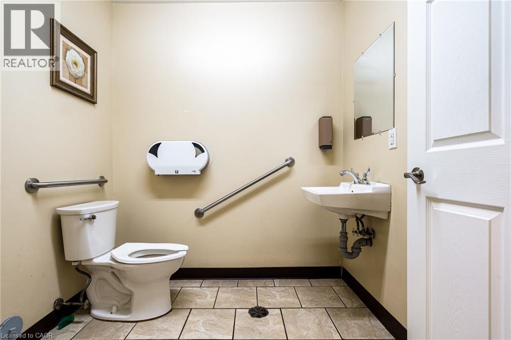 1172 Wilson Street W Unit# 3, Ancaster, Ontario  L9G 3K9 - Photo 32 - 40767758