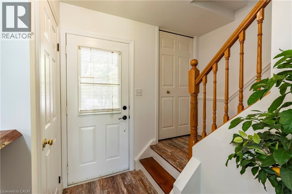 Property at 47 DAWN Crescent image 5