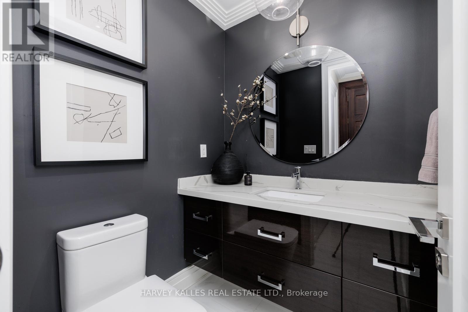 510 Donlands Avenue, Toronto, Ontario  M4J 3S7 - Photo 19 - E12390691