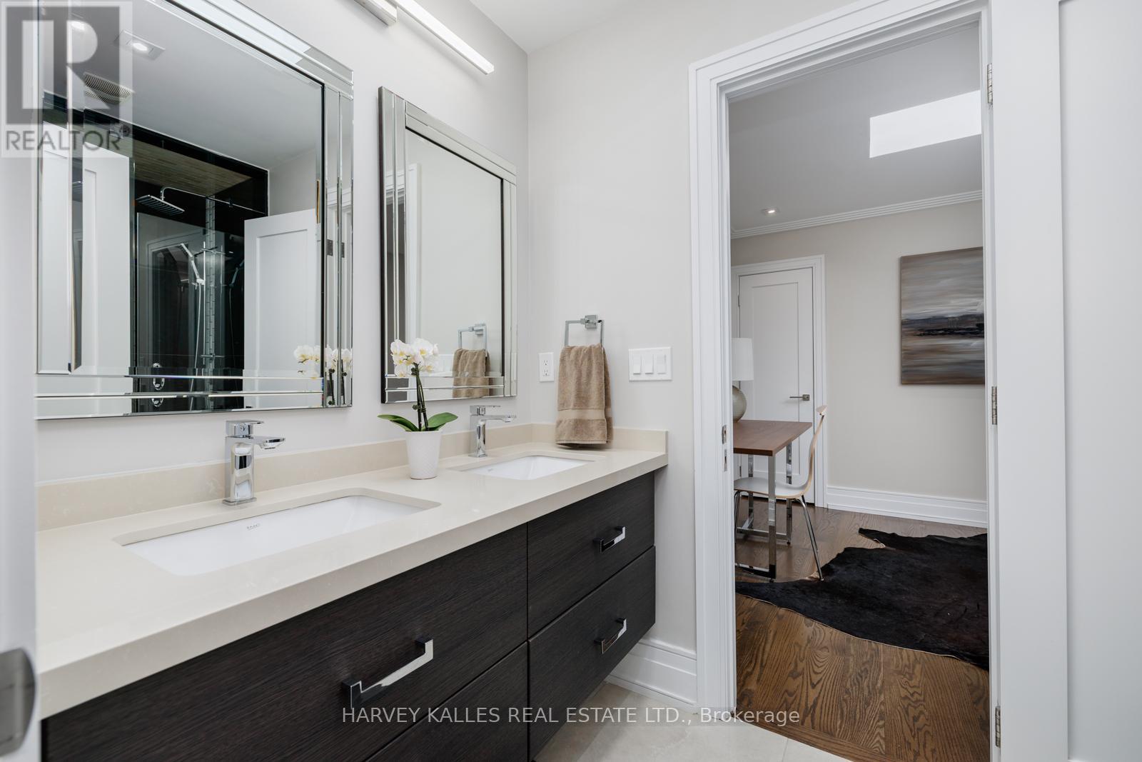 510 Donlands Avenue, Toronto, Ontario  M4J 3S7 - Photo 26 - E12390691