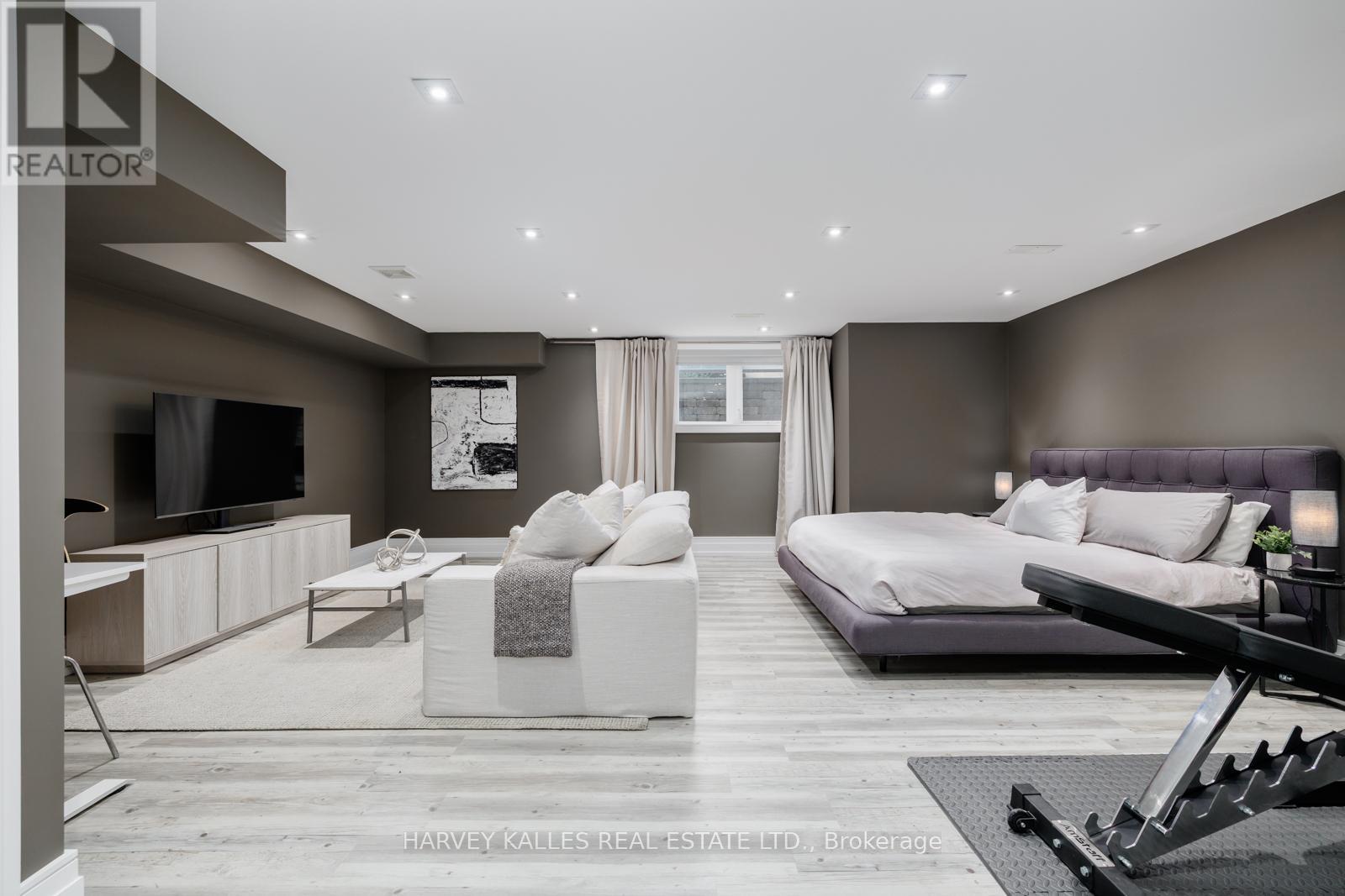510 Donlands Avenue, Toronto, Ontario  M4J 3S7 - Photo 34 - E12390691