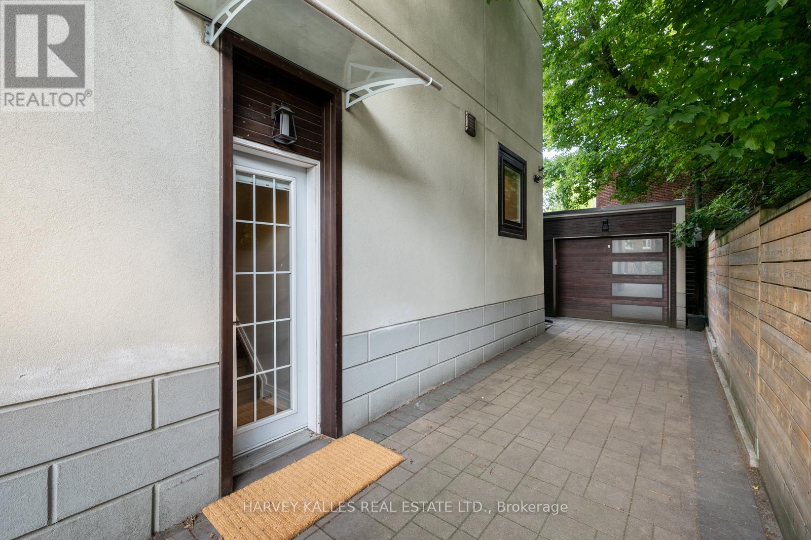 510 Donlands Avenue, Toronto, Ontario  M4J 3S7 - Photo 39 - E12390691
