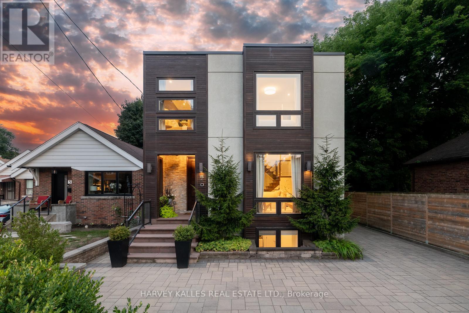 510 Donlands Avenue, Toronto, Ontario  M4J 3S7 - Photo 49 - E12390691