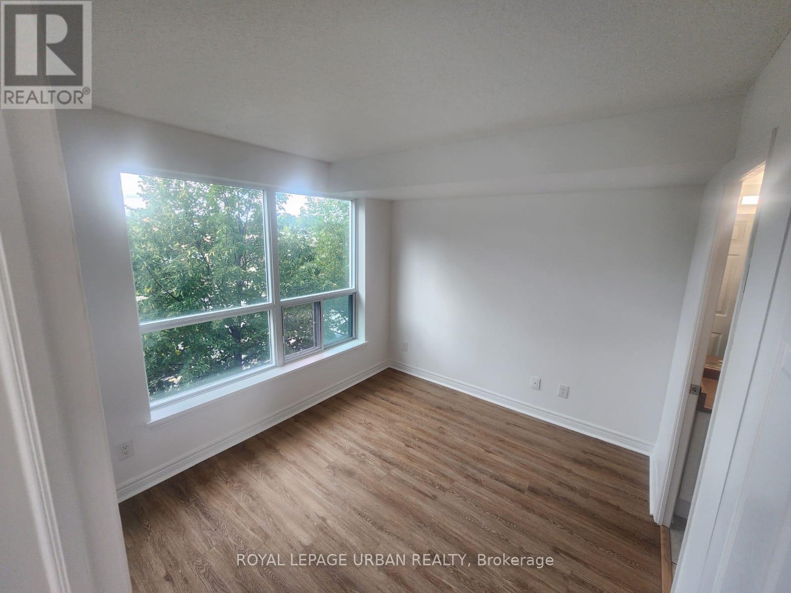 211 - 60 Fairfax Crescent, Toronto, Ontario  M1L 0E1 - Photo 15 - E12390744