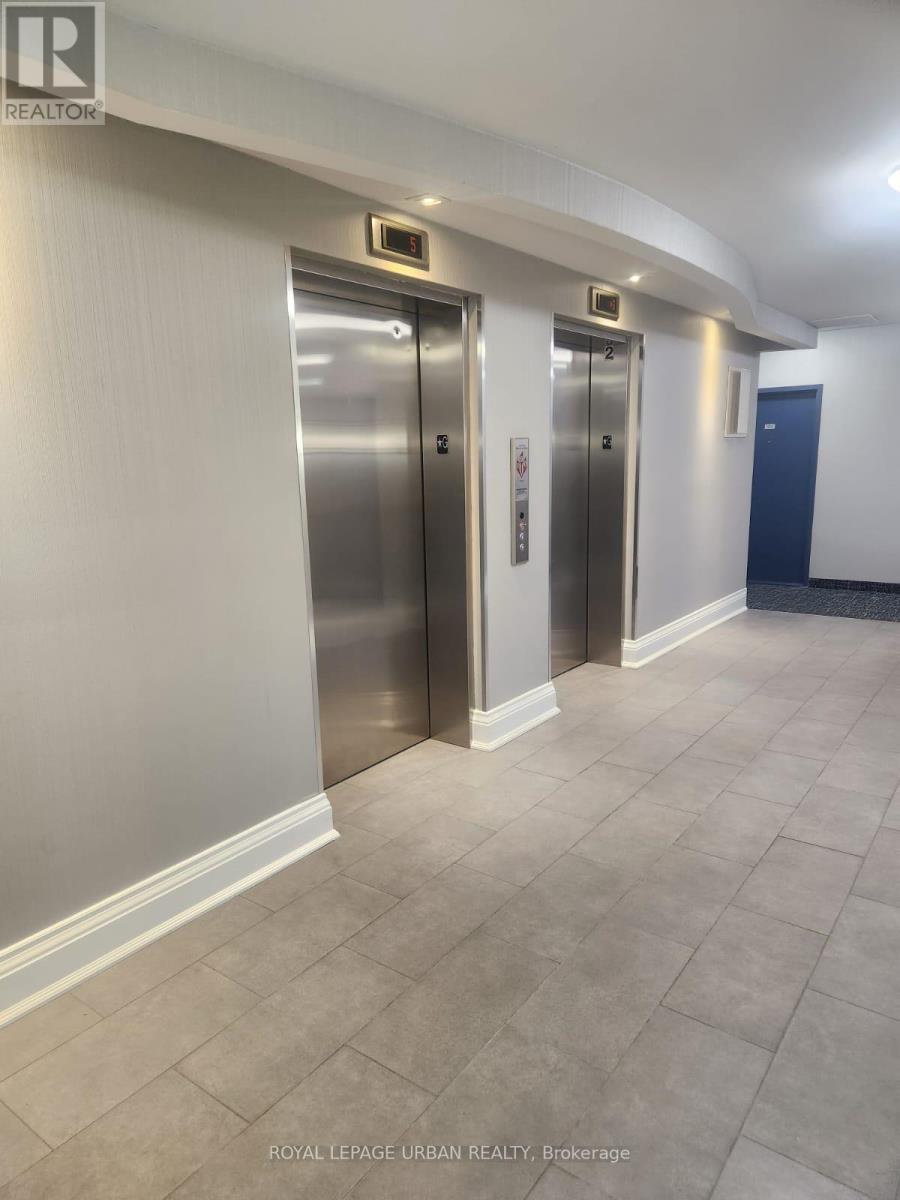 211 - 60 Fairfax Crescent, Toronto, Ontario  M1L 0E1 - Photo 6 - E12390744