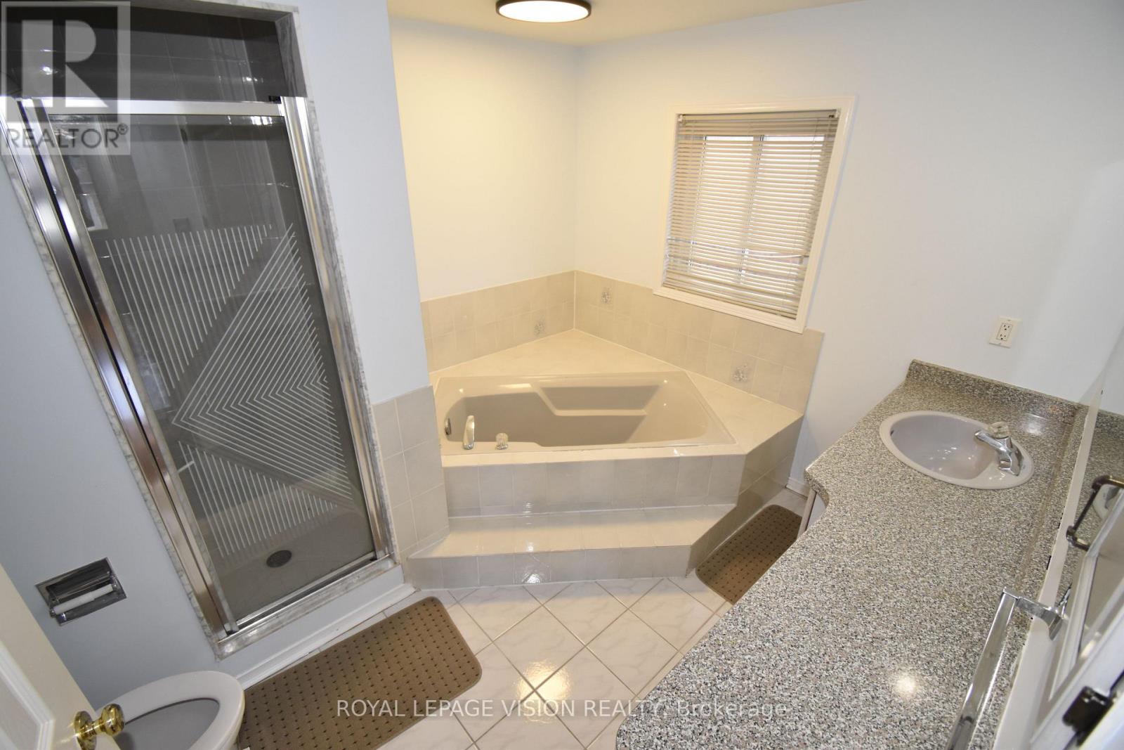 14 Glenheather Terrace, Toronto, Ontario  M1B 5H2 - Photo 28 - E12390837