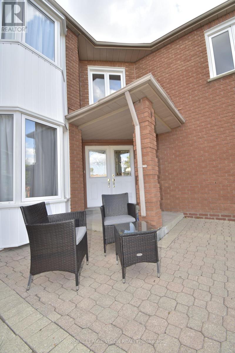 Property at 14 GLENHEATHER TERRACE image 3