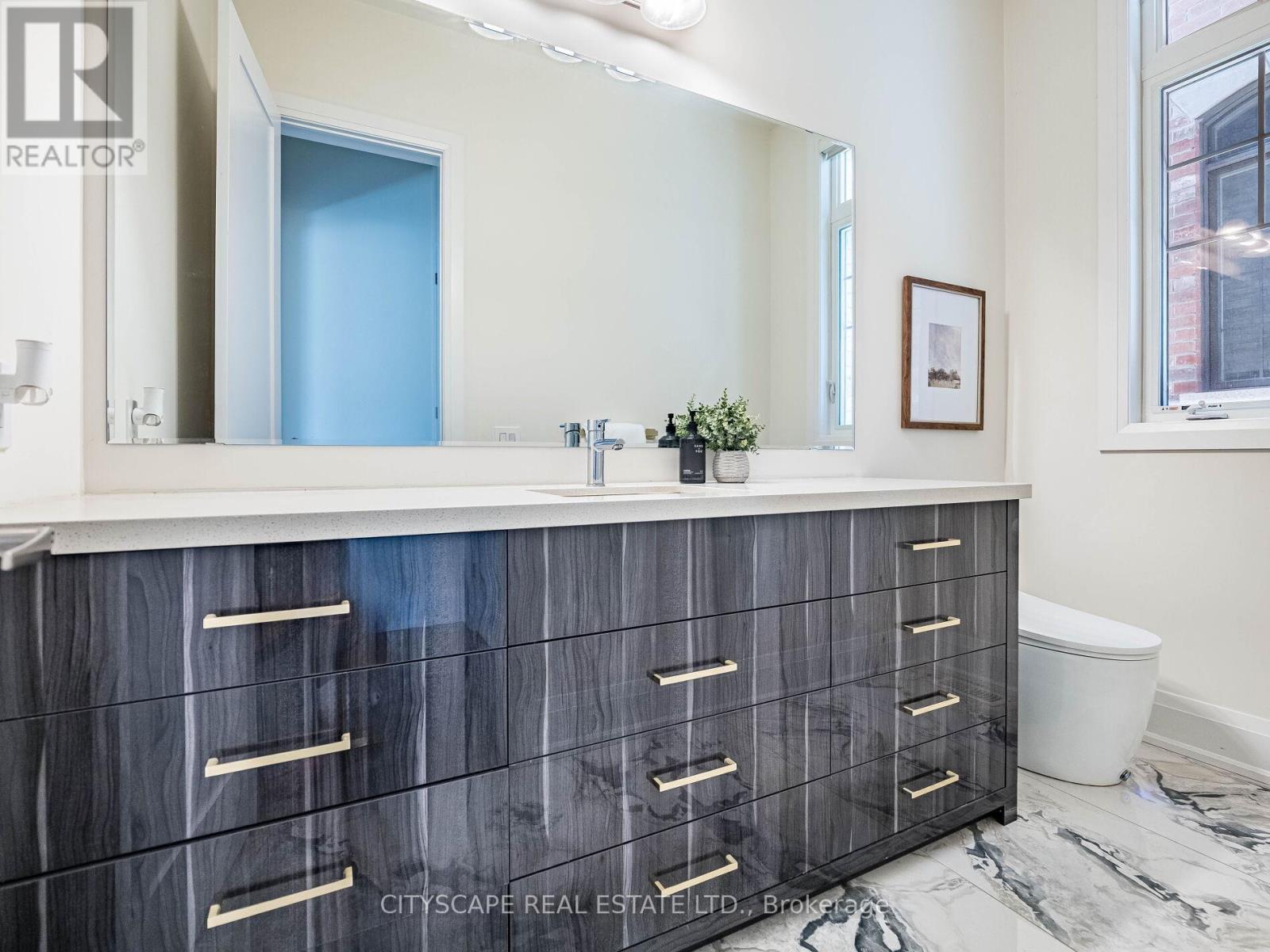 51 Enclave Court, Vaughan, Ontario  L4H 4V9 - Photo 17 - N12390797