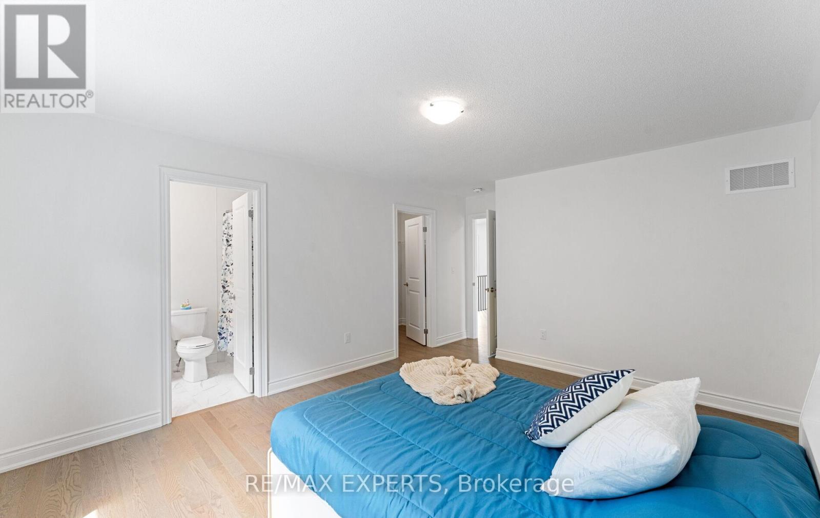 84 Culbert Road, Bradford West Gwillimbury (Bradford), Ontario  L3Z 4P4 - Photo 40 - N12390833
