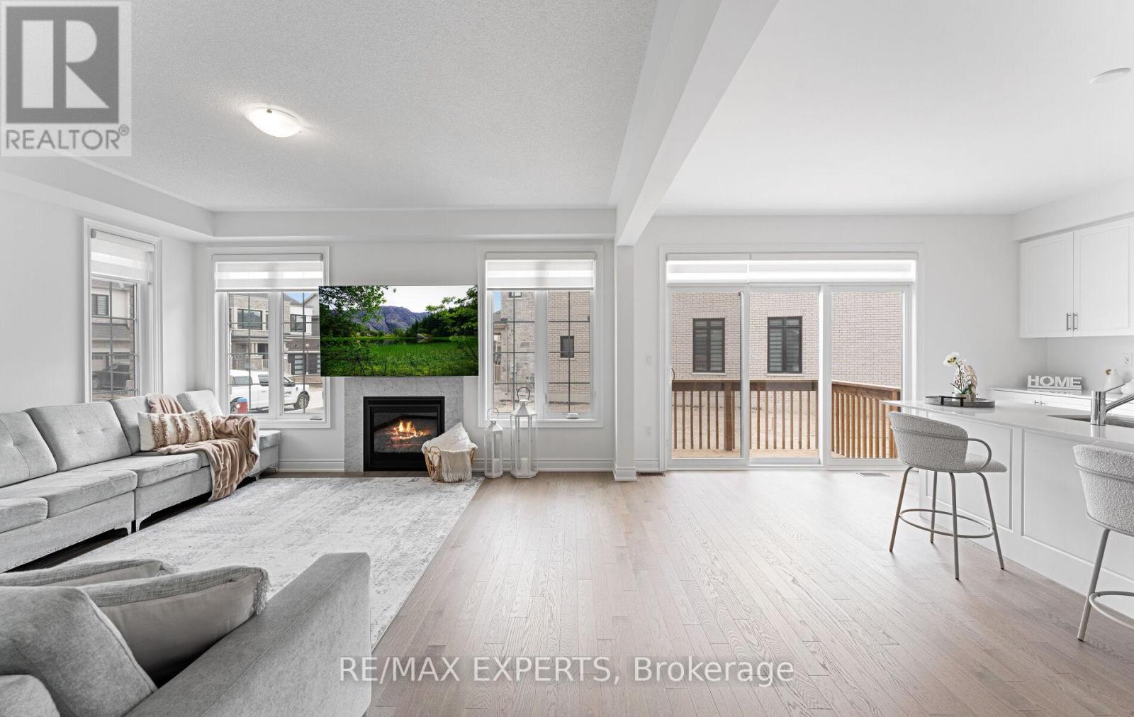 84 Culbert Road, Bradford West Gwillimbury (Bradford), Ontario  L3Z 4P4 - Photo 8 - N12390833