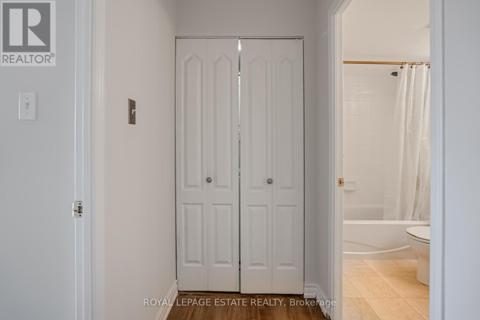 806 - 399 South Park Road, Markham (Commerce Valley), Ontario  L3T 7W6 - Photo 15 - N12390846