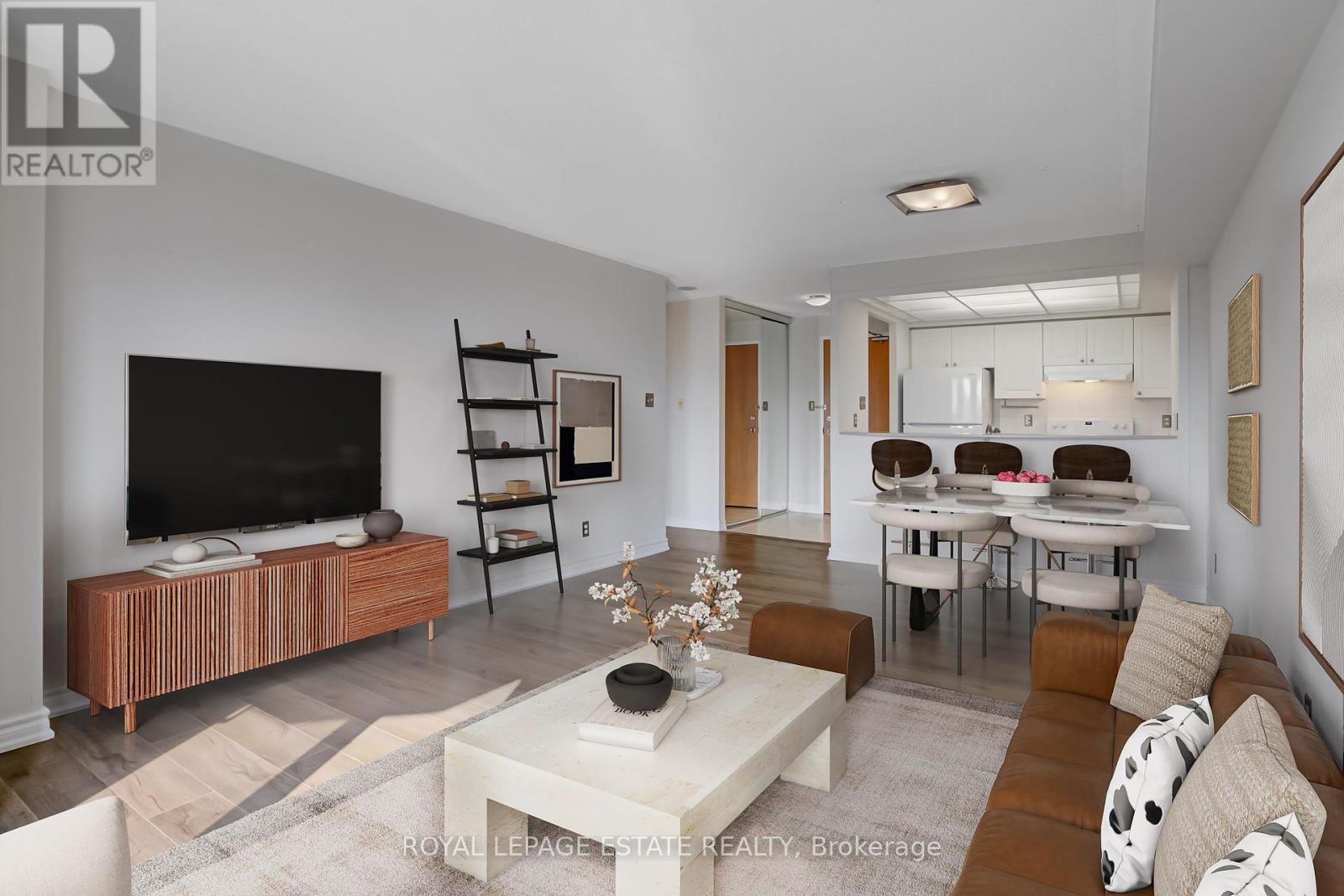 806 - 399 South Park Road, Markham (Commerce Valley), Ontario  L3T 7W6 - Photo 5 - N12390846