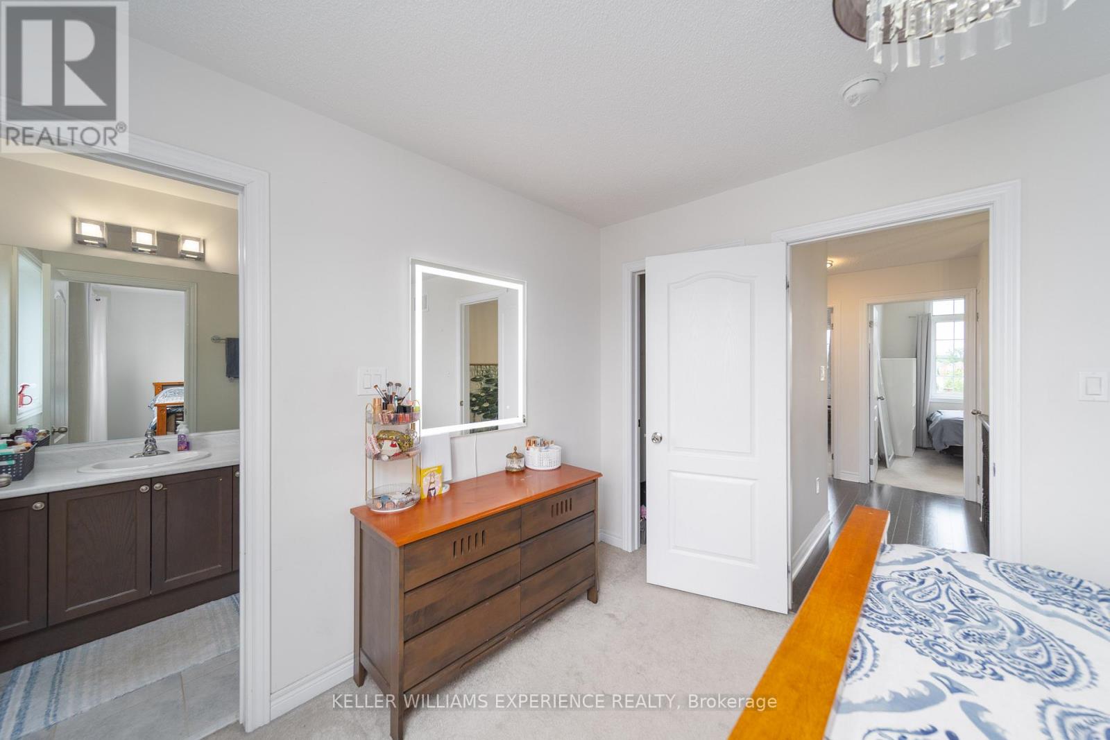 48 Snelgrove Crescent, Barrie, Ontario L4N 6R6 - Photo 15 - S12390735