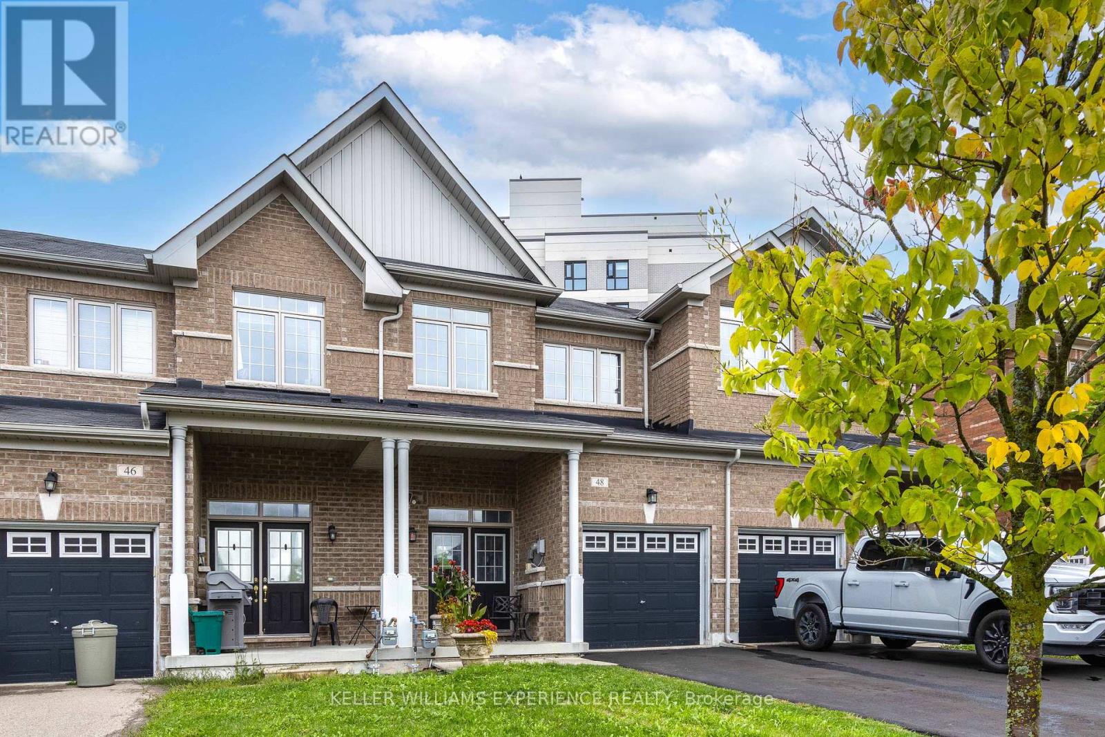 48 Snelgrove Crescent, Barrie, Ontario L4N 6R6 - Photo 2 - S12390735